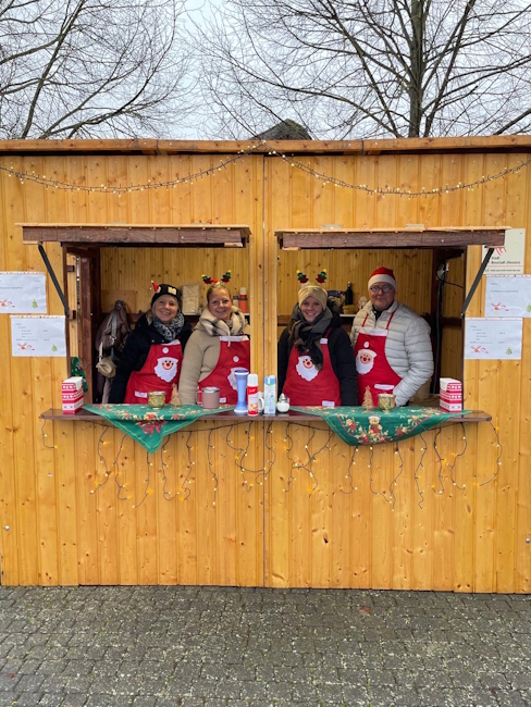 Weihnachtsmarkt 800 Jahre Momberg 10