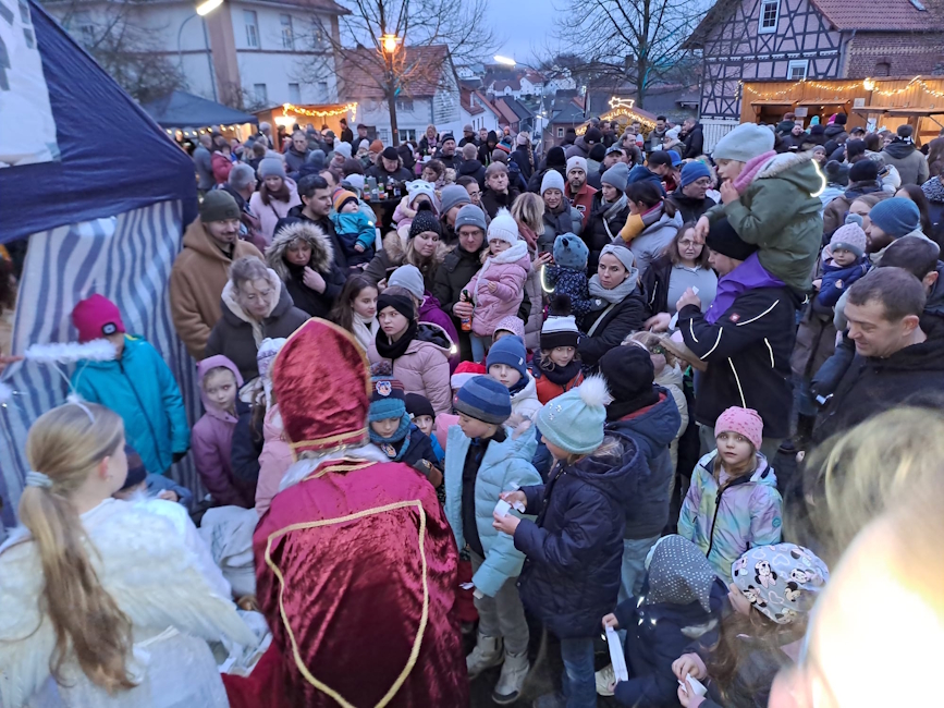 Weihnachtsmarkt 800 Jahre Momberg 3