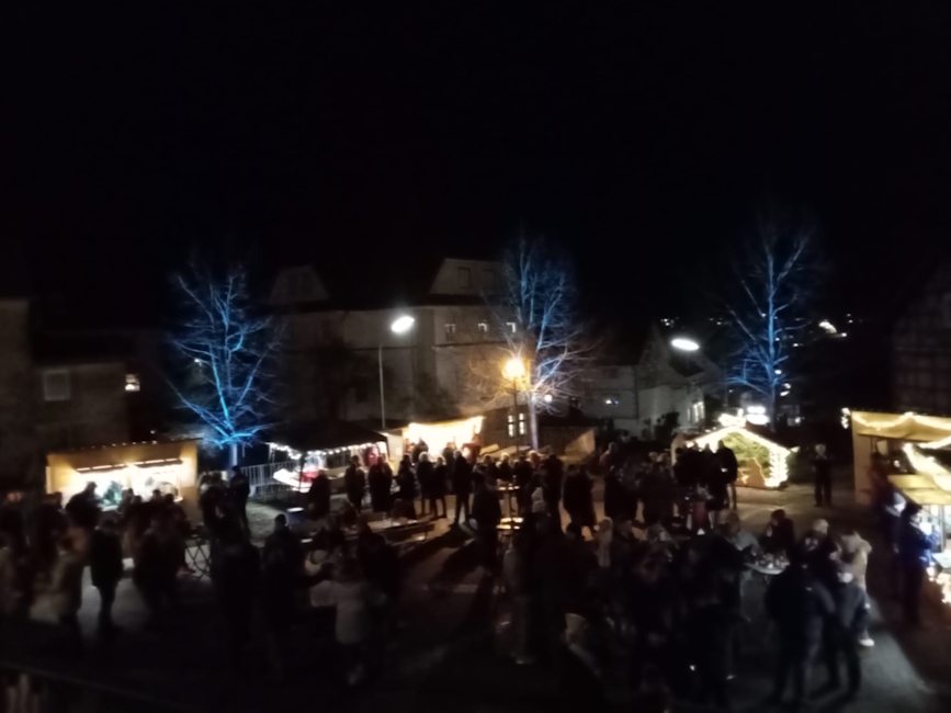 Weihnachtsmarkt 800 Jahre Momberg 7